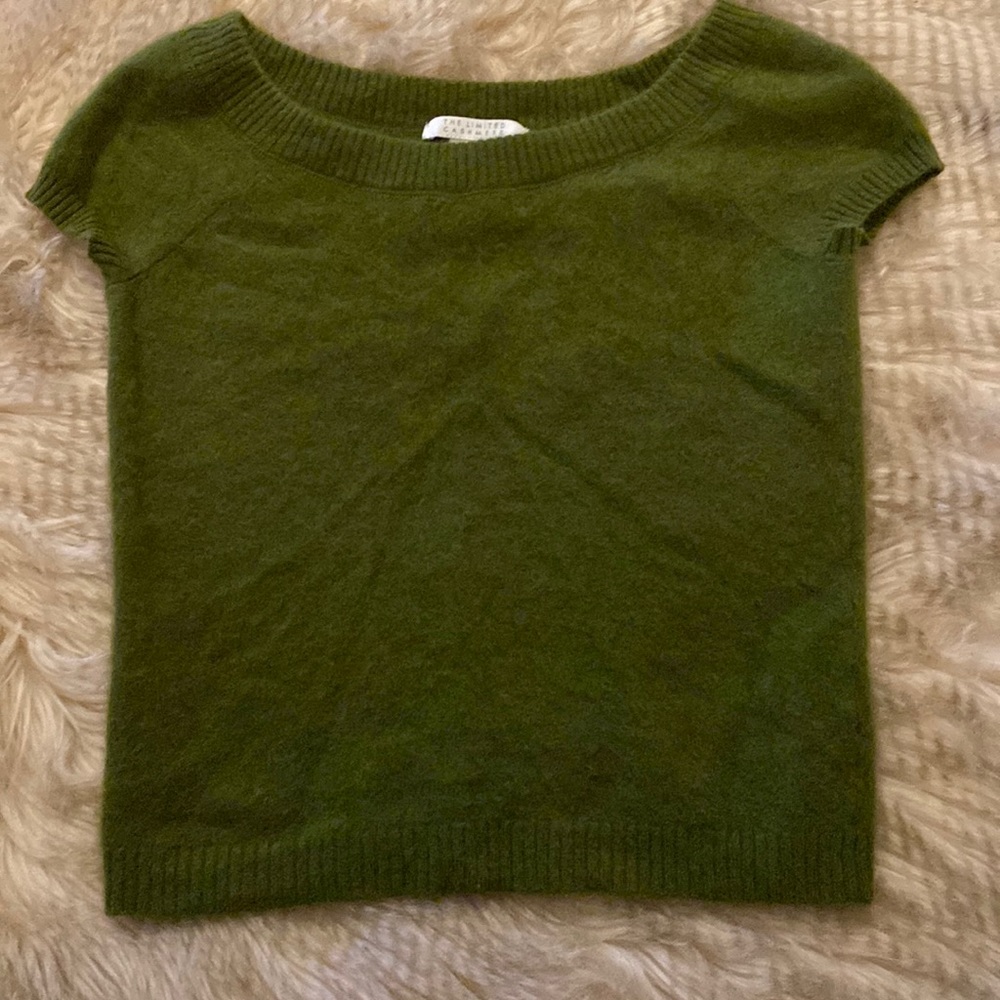 The Limited Army Green Cashmere Short Sleeve Sweater